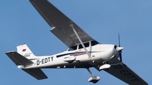 Photo of D-EDTY - Cessna 172S Skyhawk SP operated by Motorfliegerclub Schwäbisch Hall