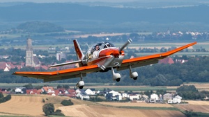 Photo of D-EHTP - Robin DR400/180R Remorqueur operated by Private
