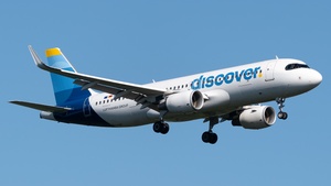 Photo of D-AIUX - Airbus A320-214 operated by Discover Airlines