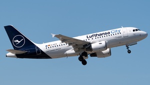 Photo of D-ASTX - Airbus A319-112 operated by Lufthansa City Airlines