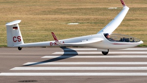 Photo of D-KFLA - DG Flugzeugbau DG-800B operated by Private