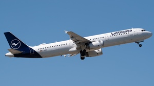 Photo of D-AIDA - Airbus A321-231 operated by Lufthansa