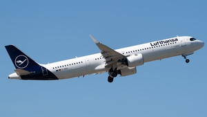 Photo of D-AIEG - Airbus A321-271NX operated by Lufthansa