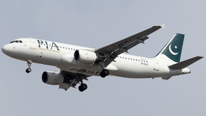 Photo of AP-BLZ - Airbus A320-216 operated by PIA Pakistan International Airlines