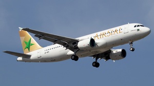 Photo with serial 4512 - Airbus A320-214