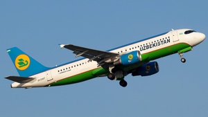 Photo of UK32017 - Airbus A320-214 operated by Uzbekistan Airways