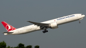 Photo of TC-LKA - Boeing 777-36N(ER) operated by Turkish Airlines