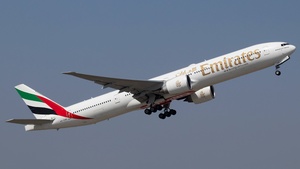 Photo of A6-ENB - Boeing 777-31H(ER) operated by Emirates