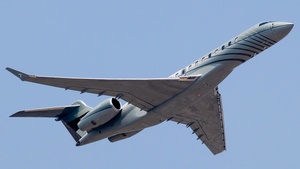 Photo of N680BA - Bombardier Global 7500 operated by Dynatron Software