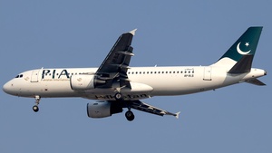 Photo of AP-BLS - Airbus A320-214 operated by PIA Pakistan International Airlines