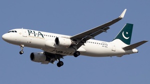 Photo of AP-BOL - Airbus A320-214 operated by PIA Pakistan International Airlines