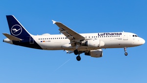 Photo of D-AIQU - Airbus A320-211 operated by Lufthansa
