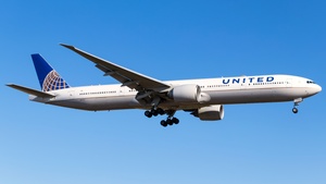 Photo of N2140U - Boeing 777-322(ER) operated by United Airlines