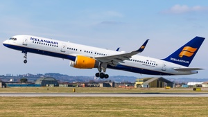 Photo of TF-FIK - Boeing 757-256 operated by Icelandair