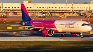 Photo of 9H-WDU - Airbus A321-271NX operated by Wizz Air Malta