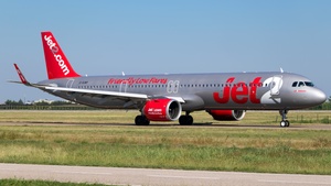 Photo of G-SUNP - Airbus A321-251NX operated by Jet2