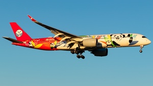 Photo of B-306N - Airbus A350-941 operated by Sichuan Airlines