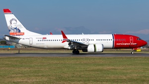 Photo of SE-RTH - Boeing 737 MAX 8 operated by Norwegian Air Sweden
