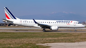 Photo of F-HBLR - Embraer ERJ-190STD operated by Air France HOP