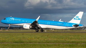 Photo of PH-AXA - Airbus A321-252NX operated by KLM Royal Dutch Airlines
