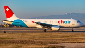 Photo of HB-JOK - Airbus A320-214 operated by Chair Airlines