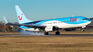 Photo of G-TAWI - Boeing 737-8K5 operated by TUI Airways