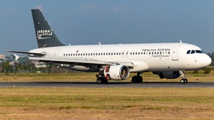 Photo of SU-NMR - Airbus A320-214 operated by Nesma Airlines
