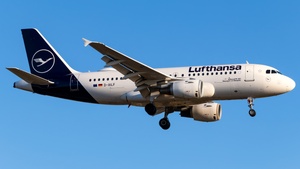 Photo of D-AILF - Airbus A319-114 operated by Lufthansa