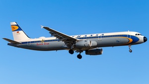 Photo of D-AISZ - Airbus A321-231 operated by Lufthansa