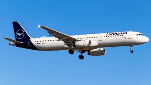 Photo of D-AISX - Airbus A321-231 operated by Lufthansa