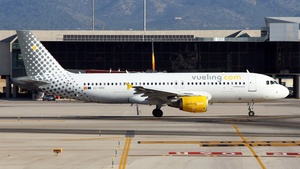 Photo of EC-KRH - Airbus A320-214 operated by Vueling