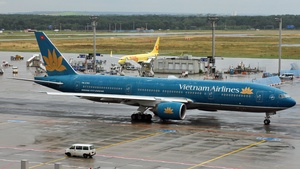Photo of VN-A145 - Boeing 777-26K(ER) operated by Vietnam Airlines