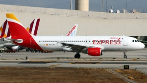 Photo of EC-LVQ - Airbus A320-216 operated by Iberia Express
