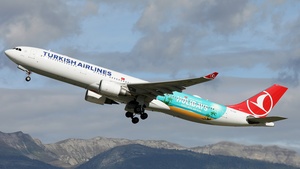 Photo of TC-LNF - Airbus A330-303 operated by Turkish Airlines