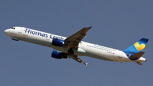 Photo of G-DHJH - Airbus A321-211 operated by Thomas Cook Airlines