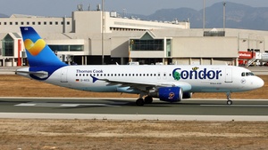 Photo of D-AICG - Airbus A320-212 operated by Condor