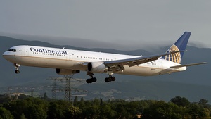 Photo of N66056 - Boeing 767-424(ER) operated by Continental Airlines