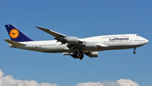 Photo of D-ABYL - Boeing 747-830 operated by Lufthansa