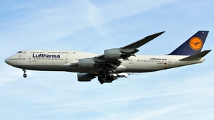 Photo of D-ABYF - Boeing 747-830 operated by Lufthansa