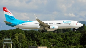 Photo of LX-LGV - Boeing 737-8C9 operated by Luxair