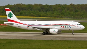 Photo of T7-MRB - Airbus A320-214 operated by MEA Middle East Airlines