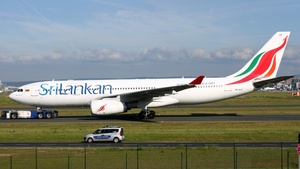 Photo of 4R-ALB - Airbus A330-243 operated by SriLankan Airlines