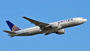 Photo of N222UA - Boeing 777-222(ER) operated by United Airlines