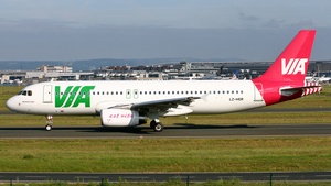 Photo of LZ-MDR - Airbus A320-232 operated by Air Via