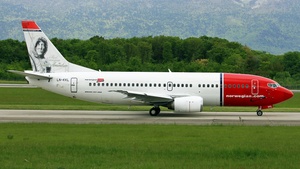Photo of LN-KKL - Boeing 737-36N operated by Norwegian Air Shuttle