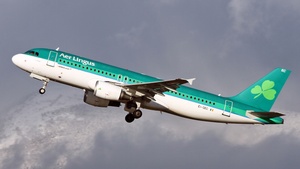 Photo of EI-DEC - Airbus A320-214 operated by Aer Lingus