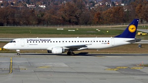 Photo of D-AEBA - Embraer ERJ-195LR operated by Lufthansa CityLine