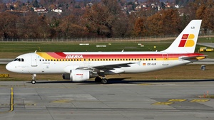 Photo of EC-ILR - Airbus A320-214 operated by Iberia