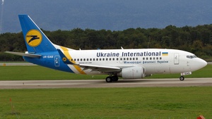 Photo of UR-GAS - Boeing 737-528 operated by Ukraine International Airlines