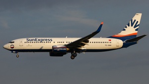 Photo of TC-SNH - Boeing 737-8FH operated by SunExpress